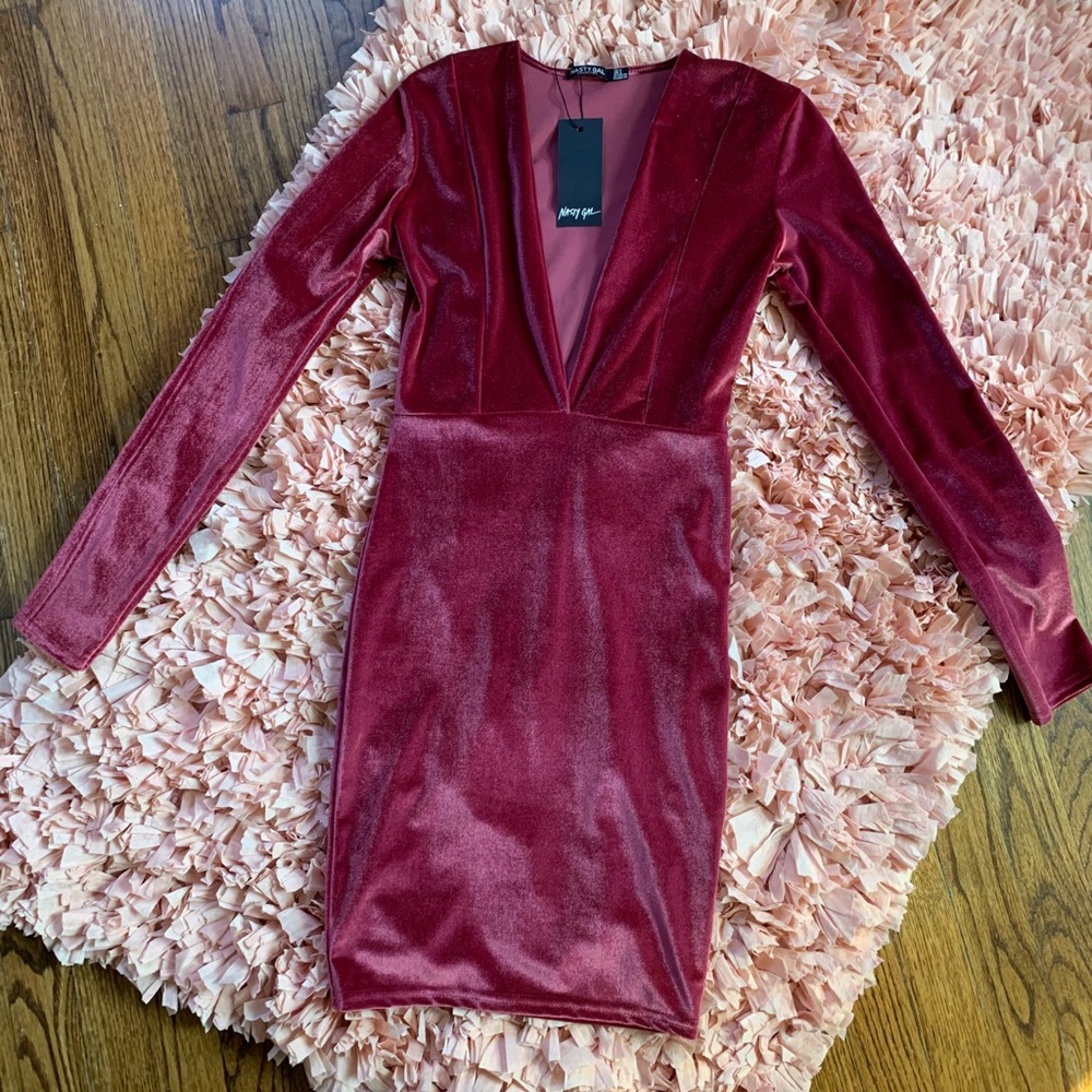 Luxurious long sleeve deep plunging velvet dress